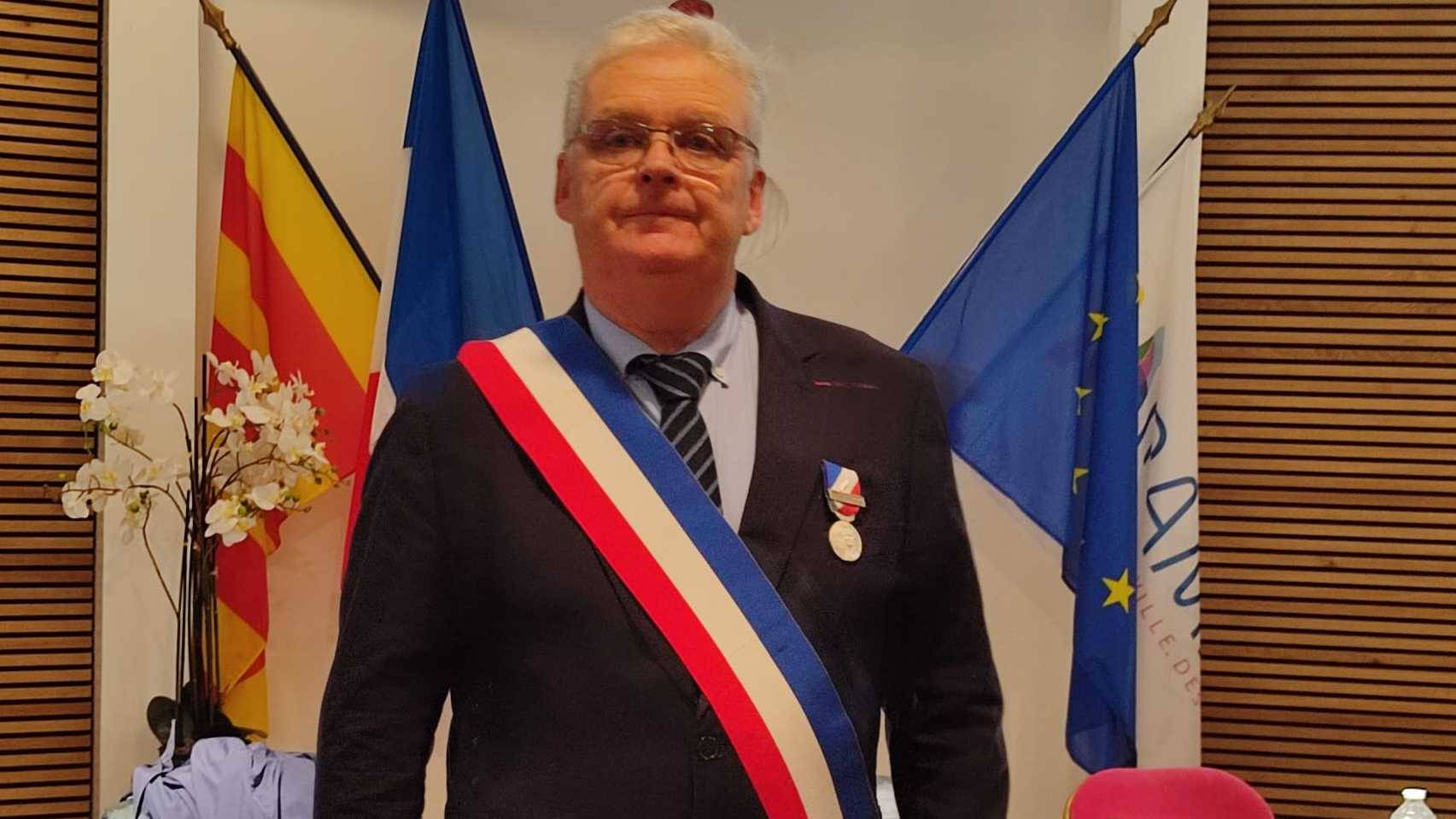 Miramas : le maire Frédéric Vigouroux reçoit la médaille de la Sécurité intérieure