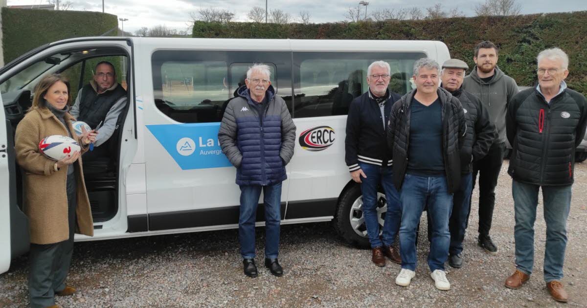 Charlieu Un minibus offert à la section rugby par la Région Auvergne-Rhône-Alpes